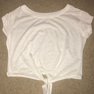 Short sleeve tie shirt